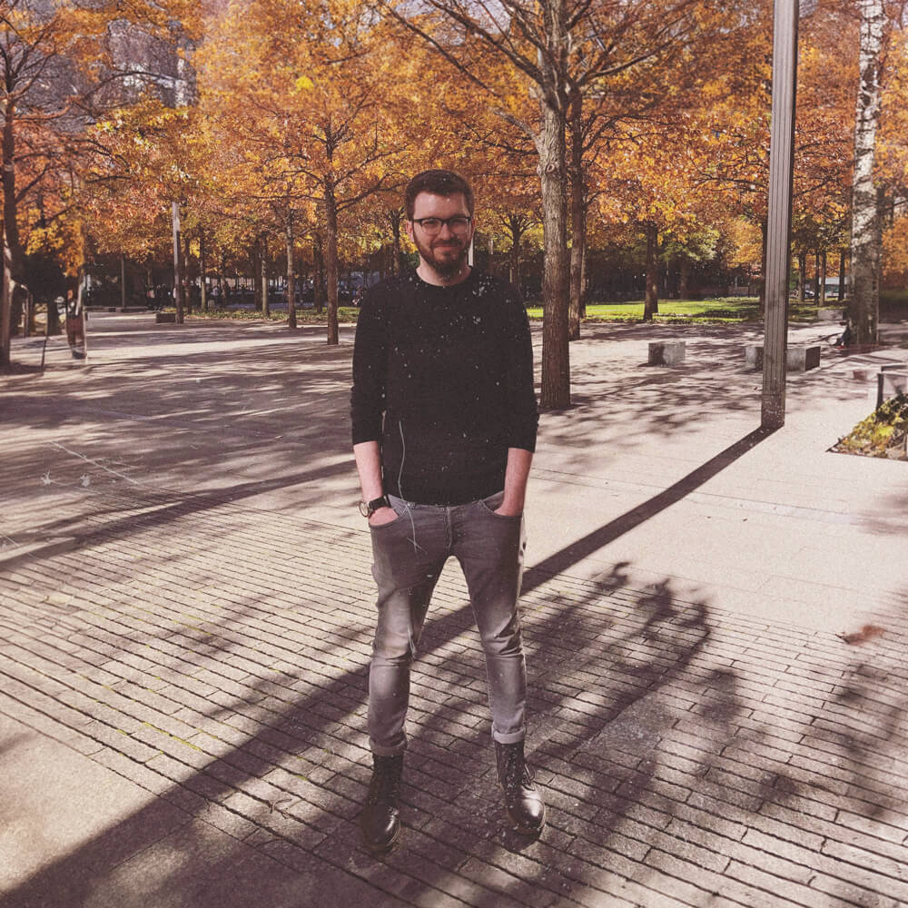 Dakota in New York City in Fall 2017